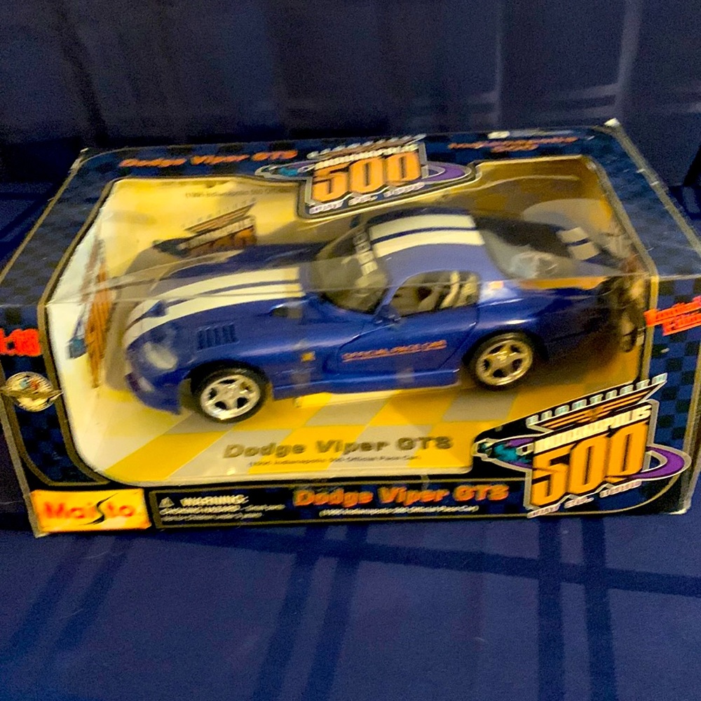 1:18 Dodge Viper Gts 1996